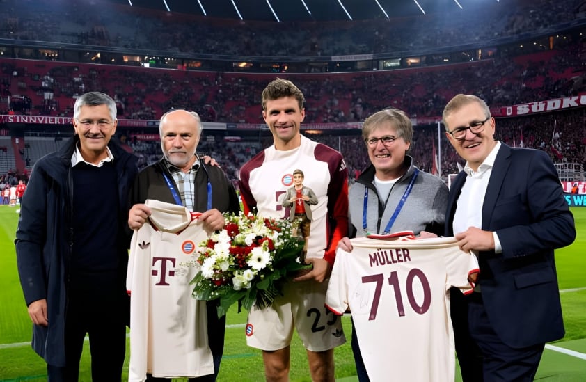 Thomas Muller phá vỡ kỷ lục đáng kinh ngạc của huyền thoại Barca 529301