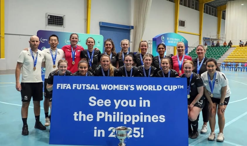 new-zealand-celebrate-winning-the-ofc-futsal-women-s-nations-cup-1728464288.jpg